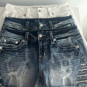 🎉Sale 🎉Miss Me Jean Sorts all like new worn once size 29